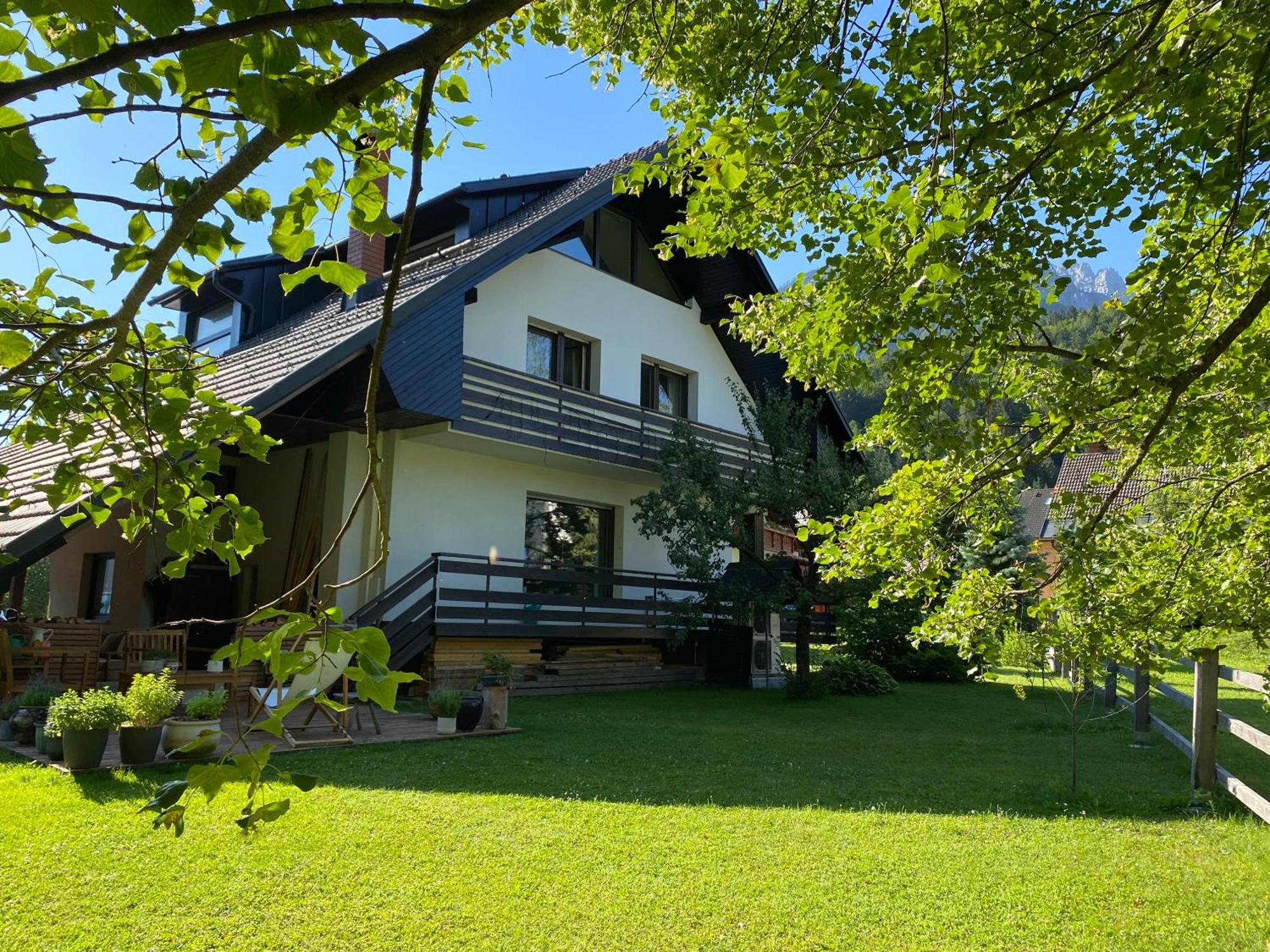 Apartment Zidana Marela - Attic With A View Kranjska Gora Luaran gambar